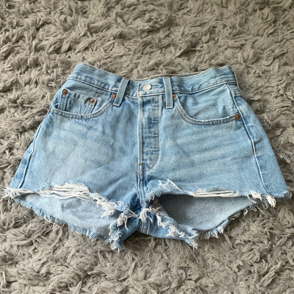 Levi’s 501 jean shorts